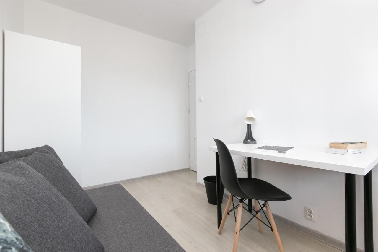 גדנסק Rooms4Less מראה חיצוני תמונה
